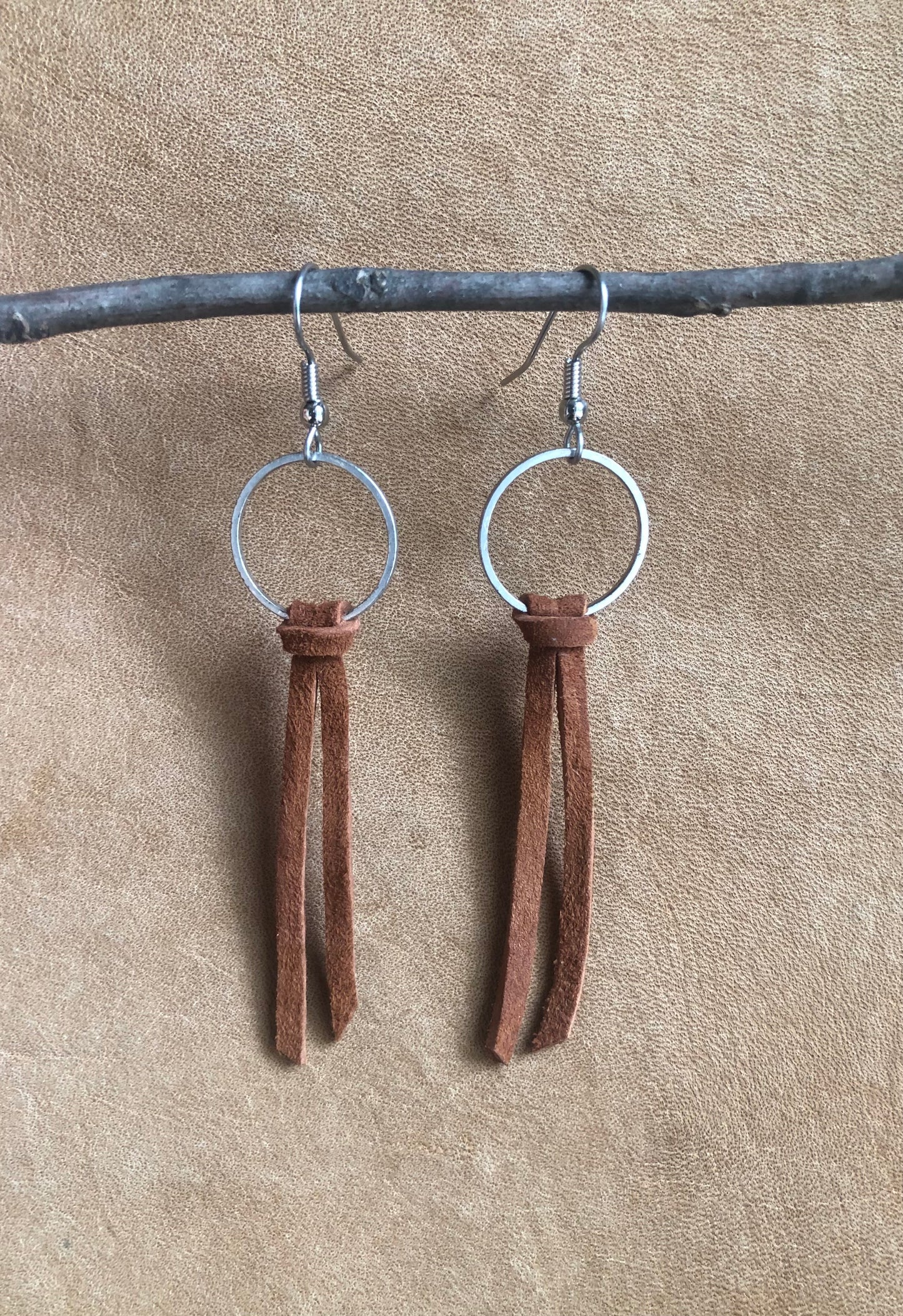 Knot Brown Leather
