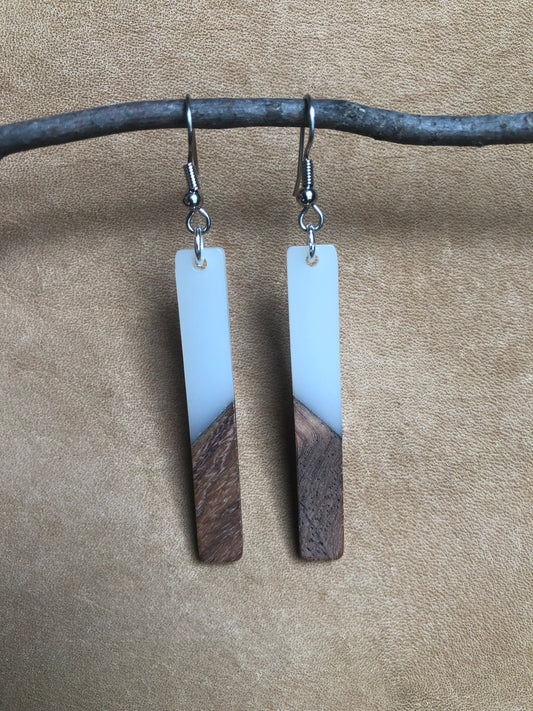 Resin/wood Geometric Translucent White