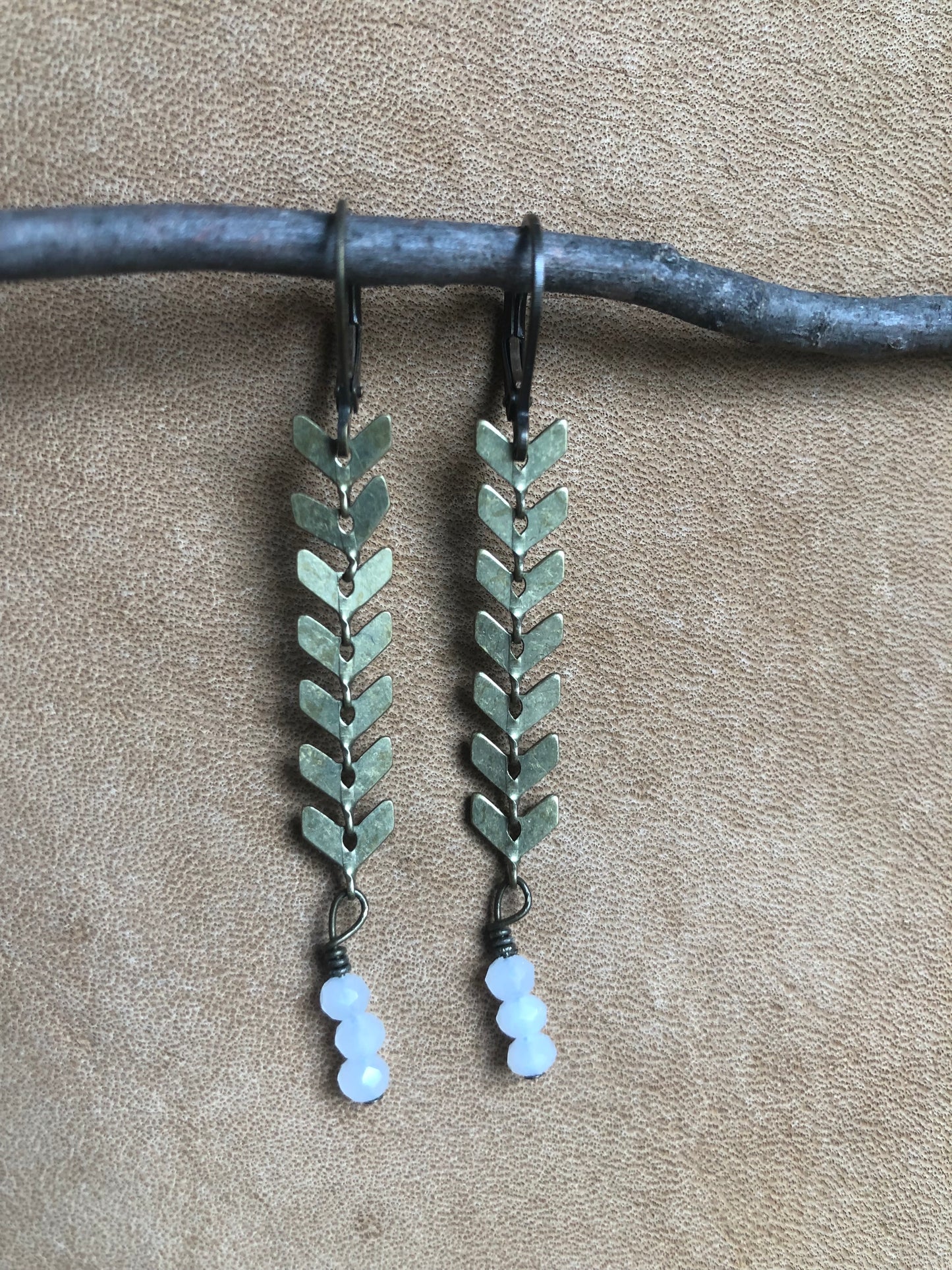 Wren Bronze White Quartz Petite